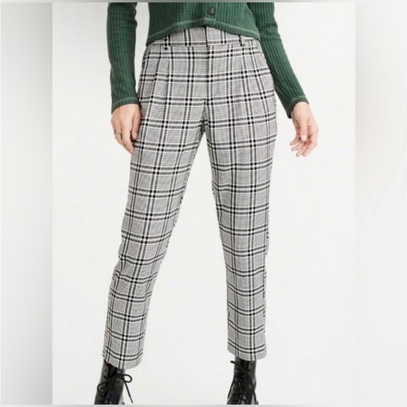 Abercrombie & Fitch Black&White plaid trousers - Picture 2 of 3